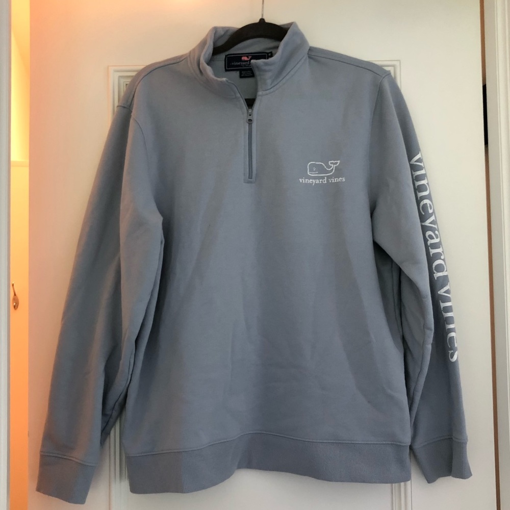 Vinyard Vines sweatshirt